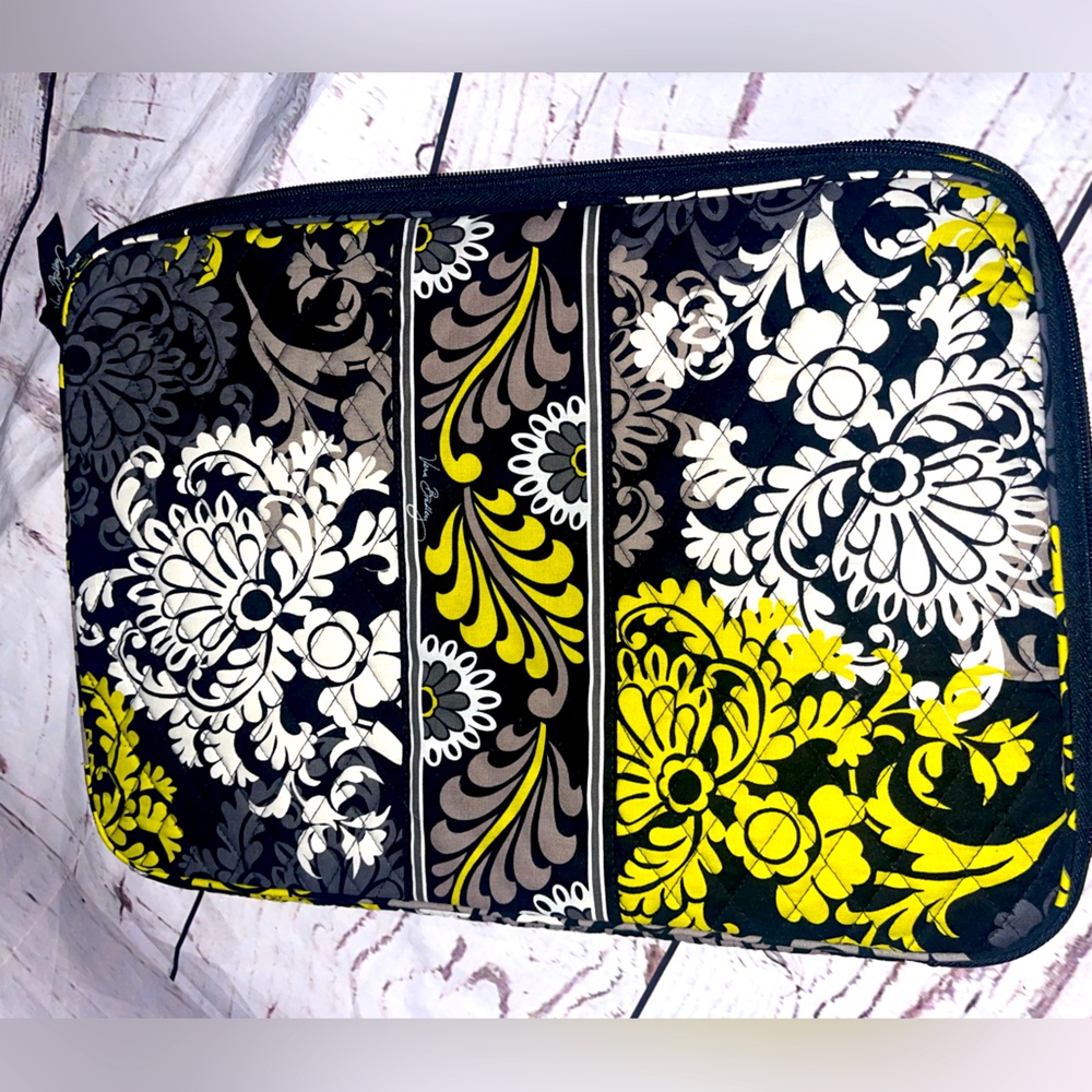 Vera bradley laptop case